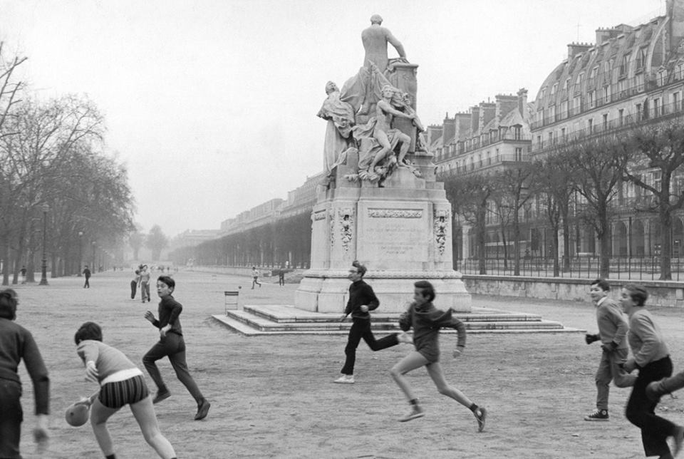 The Tuileries Gardens, Paris. © Henri Cartier-Bresson / Magnum Photos
